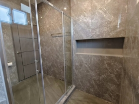 ขายบ้านเดี่ยว 3 ชั้น สไตล์โมเดิร์น ใจกลางสุขุมวิท 65
