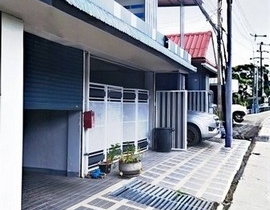 ขายทาวน์เฮาส์ 2 ชั้น พร้อมอยู่ หมู่บ้านพนาสนธิ์ 2 ซ.นิมิตรใหม่ 1