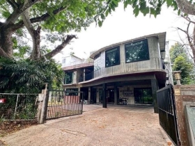 ขายที่ดิน 5 ไร่พร้อมบ้าน 3 หลัง  เจ้าของขายเอง กาฬสินธุ์